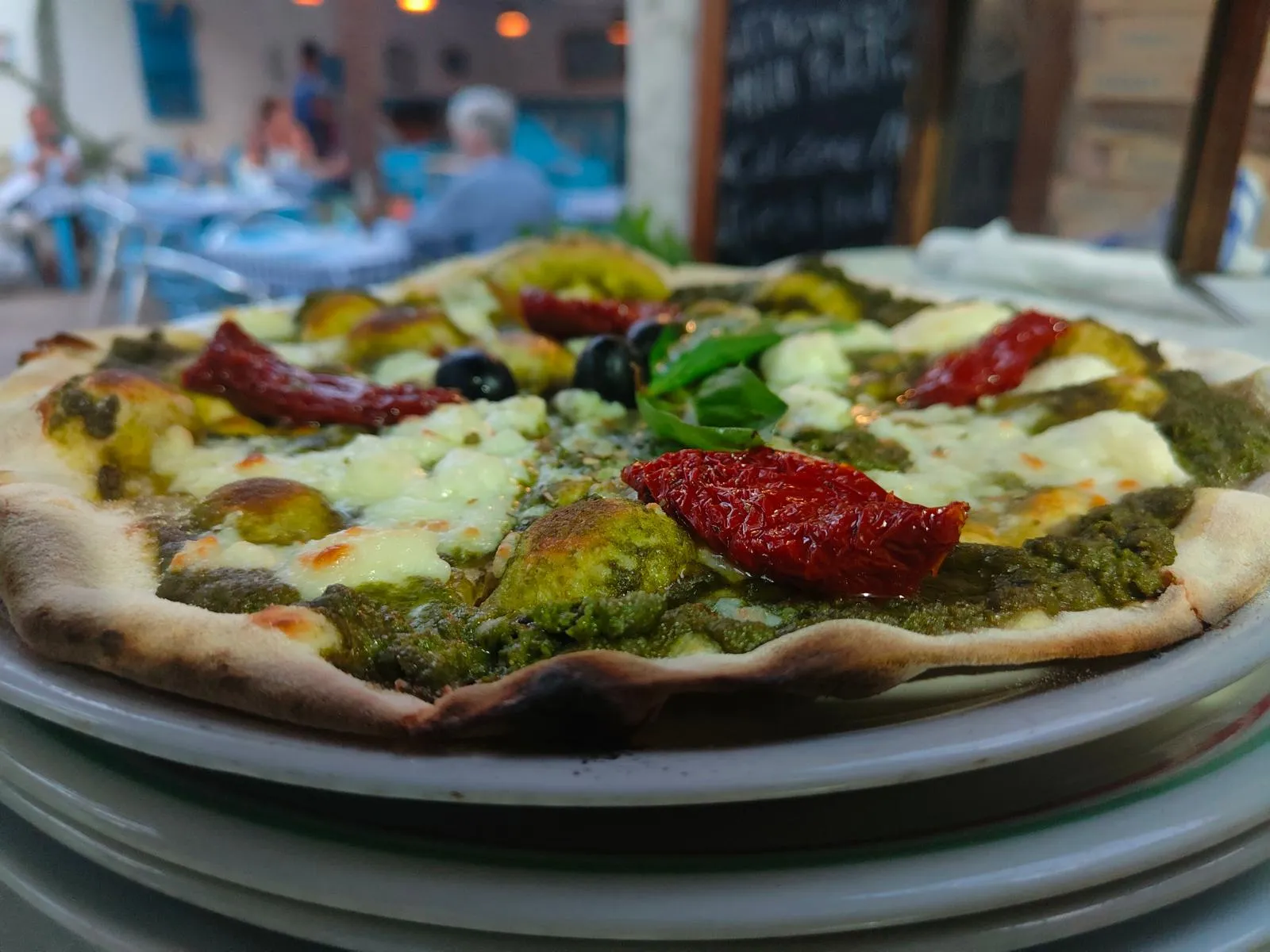 Pizza pesto
